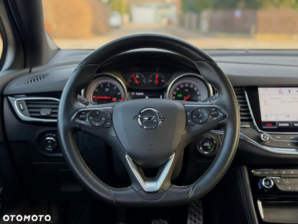 Opel Astra 1.4 T Elite S&S - 17