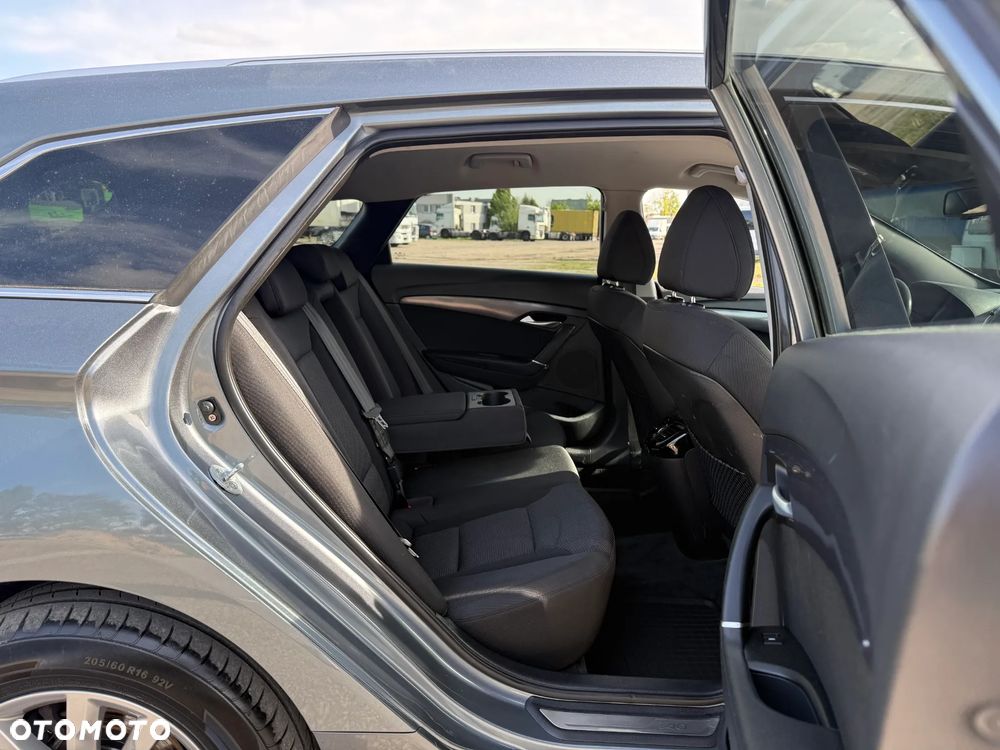 Hyundai i40 1.6 GDI Business - 26