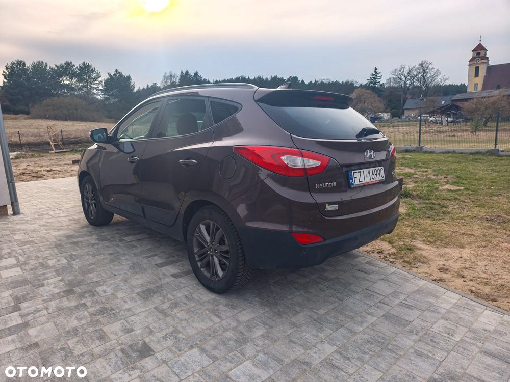 Hyundai ix35 1.7 CRDi 2WD Fifa World Cup Edition - 5