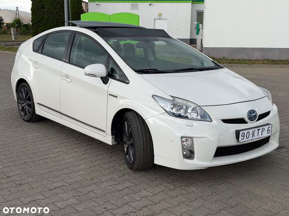 Toyota Prius 1.8 HSD Premium - 3