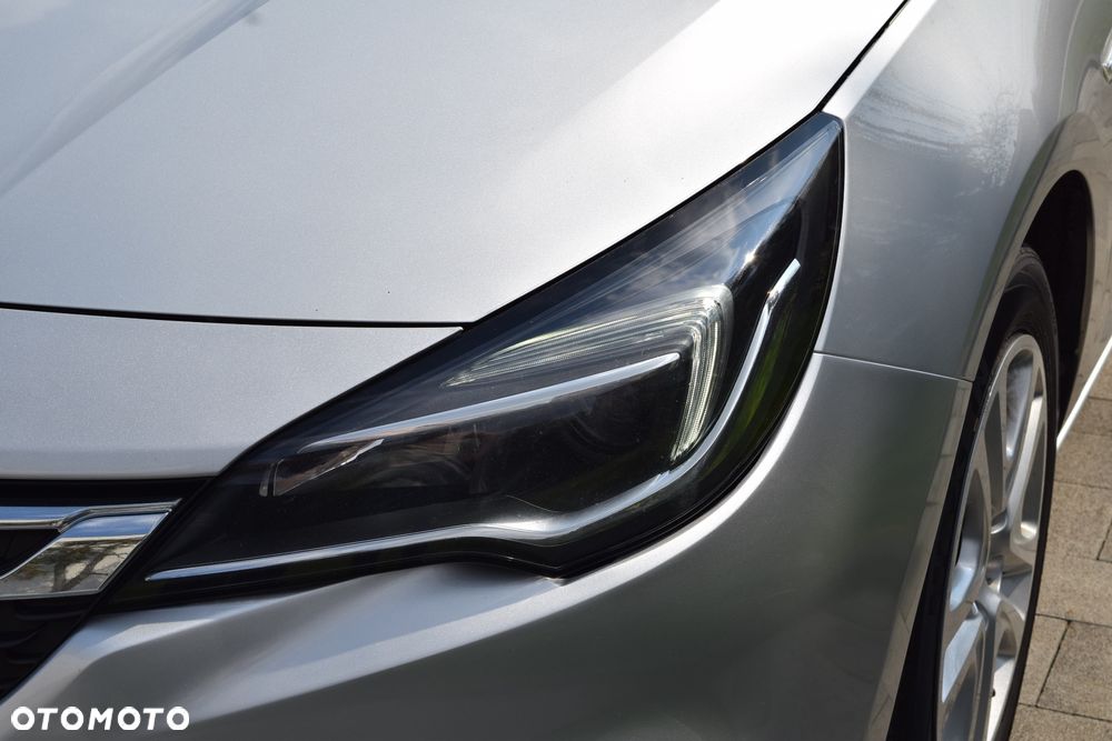 Opel Astra 1.6 CDTI Enjoy S&S - 9