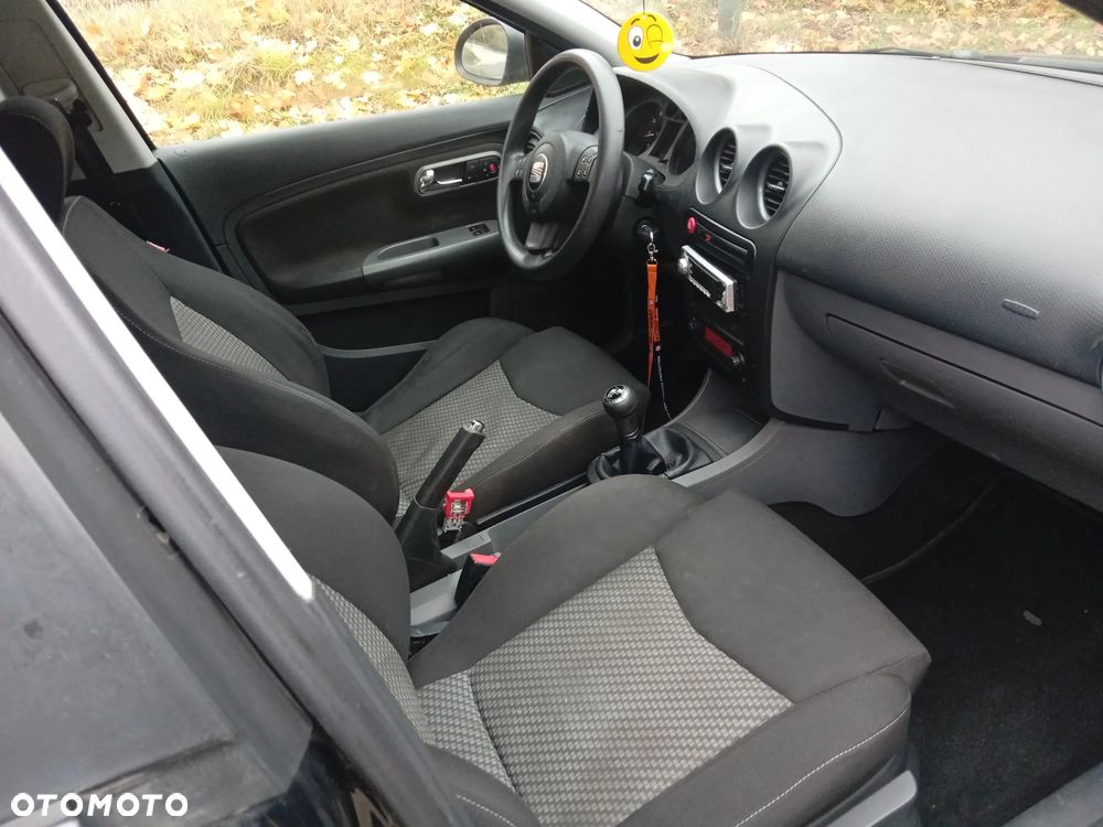 Seat Ibiza 2008 photo 3