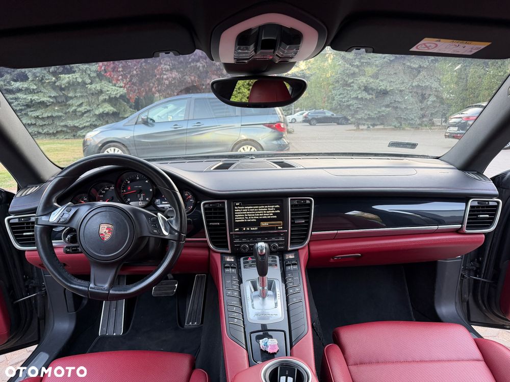 Porsche Panamera - 22