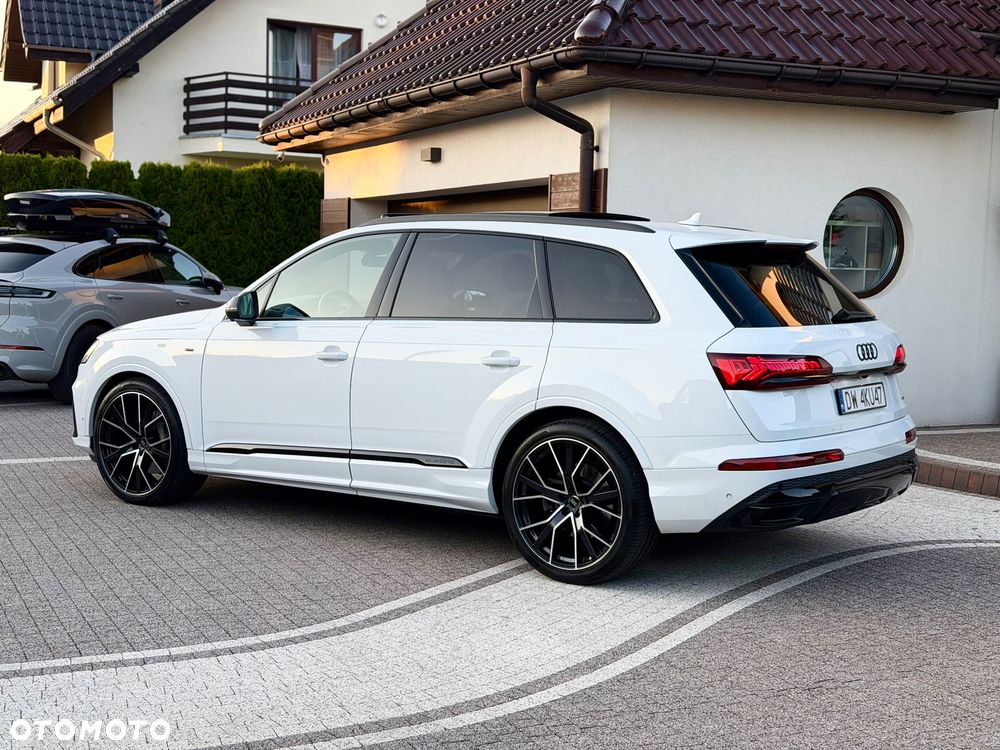 Audi Q7 50 TDI mHEV Quattro S Line Tiptr - 5