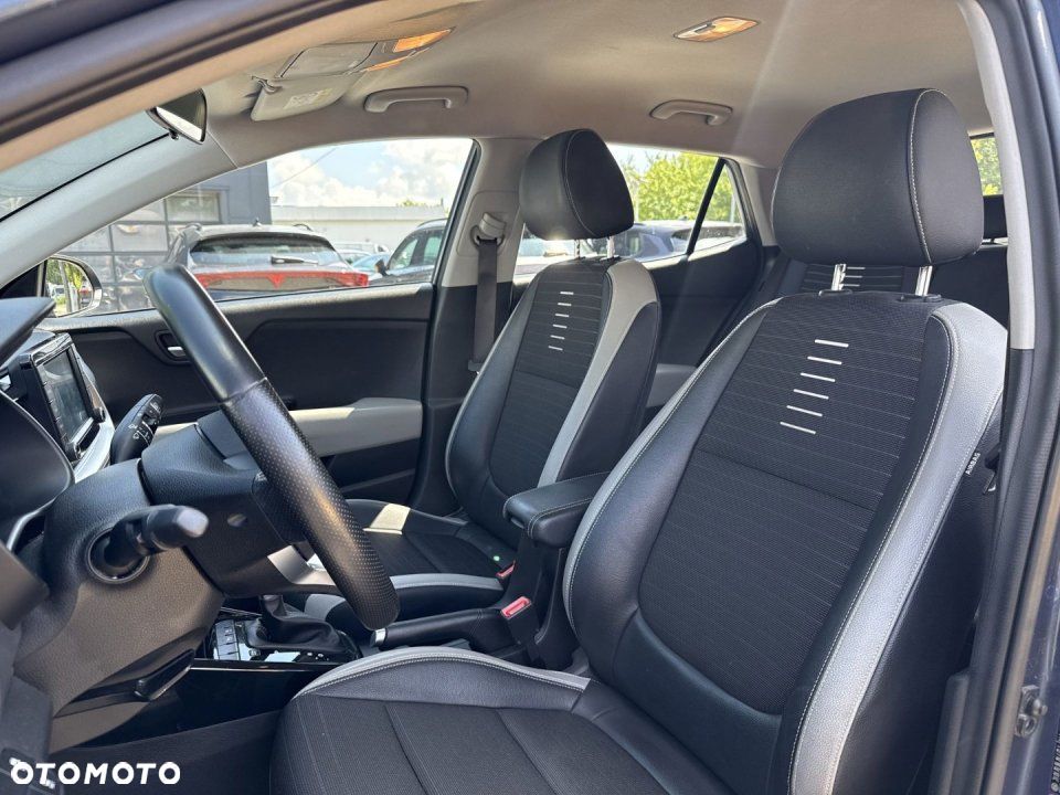 Kia Stonic - 14