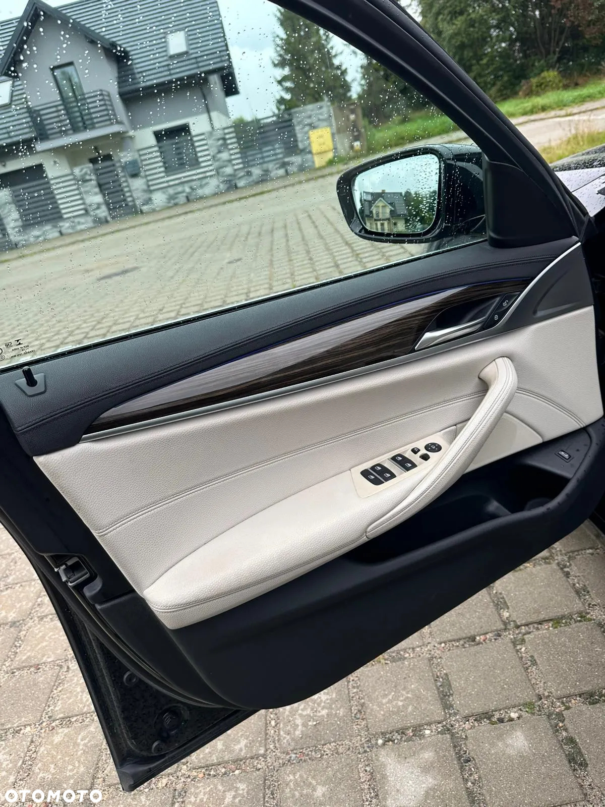 BMW Seria 5 520d xDrive Luxury Line - 14