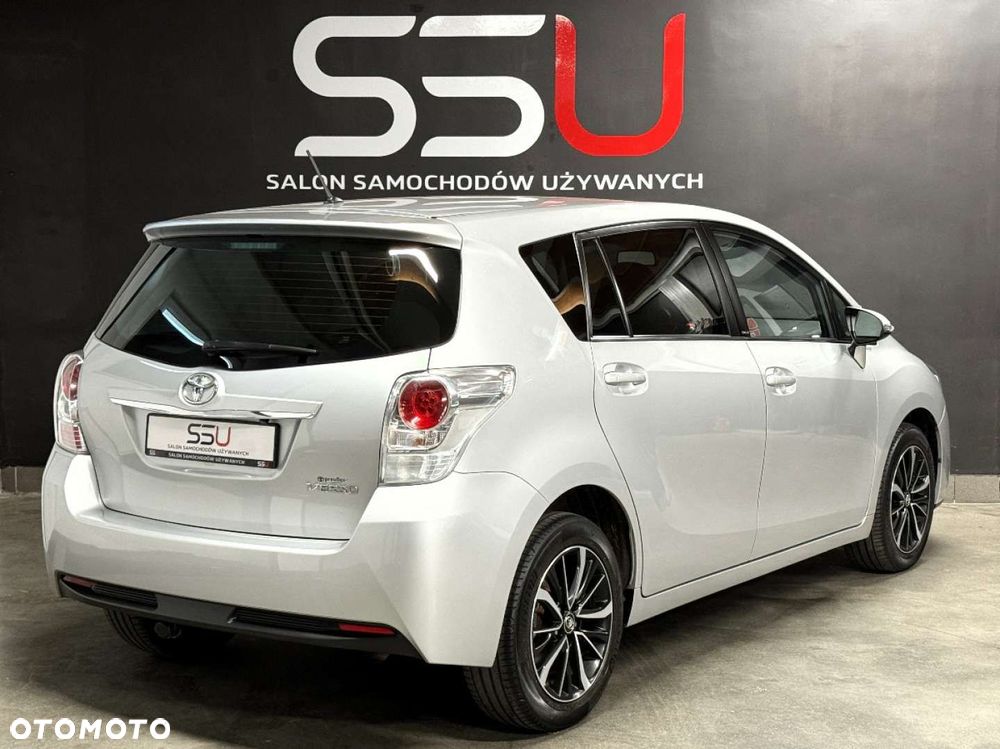 Toyota Verso - 13