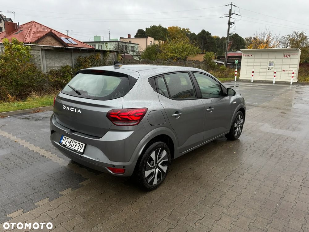 Dacia Sandero - 10