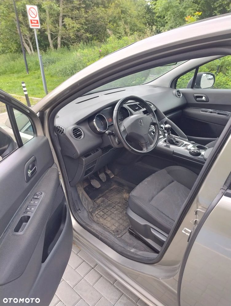 Peugeot 3008 1.6 HDi Premium - 8