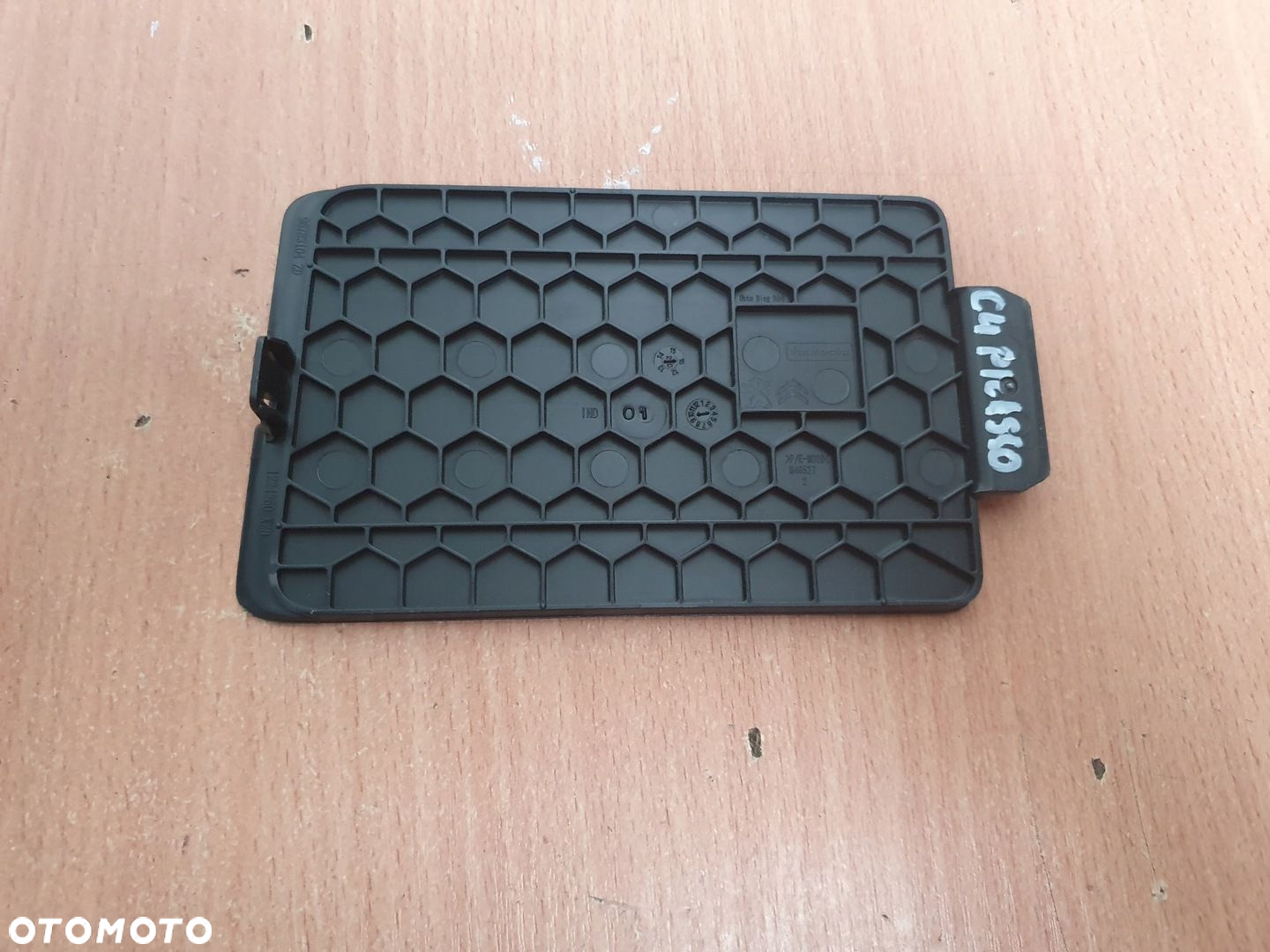 OSŁONA LICZNIKA RAMKA ZAŚLEPKA KONSOLI CITROEN C4 PICASSO II 18r - 16