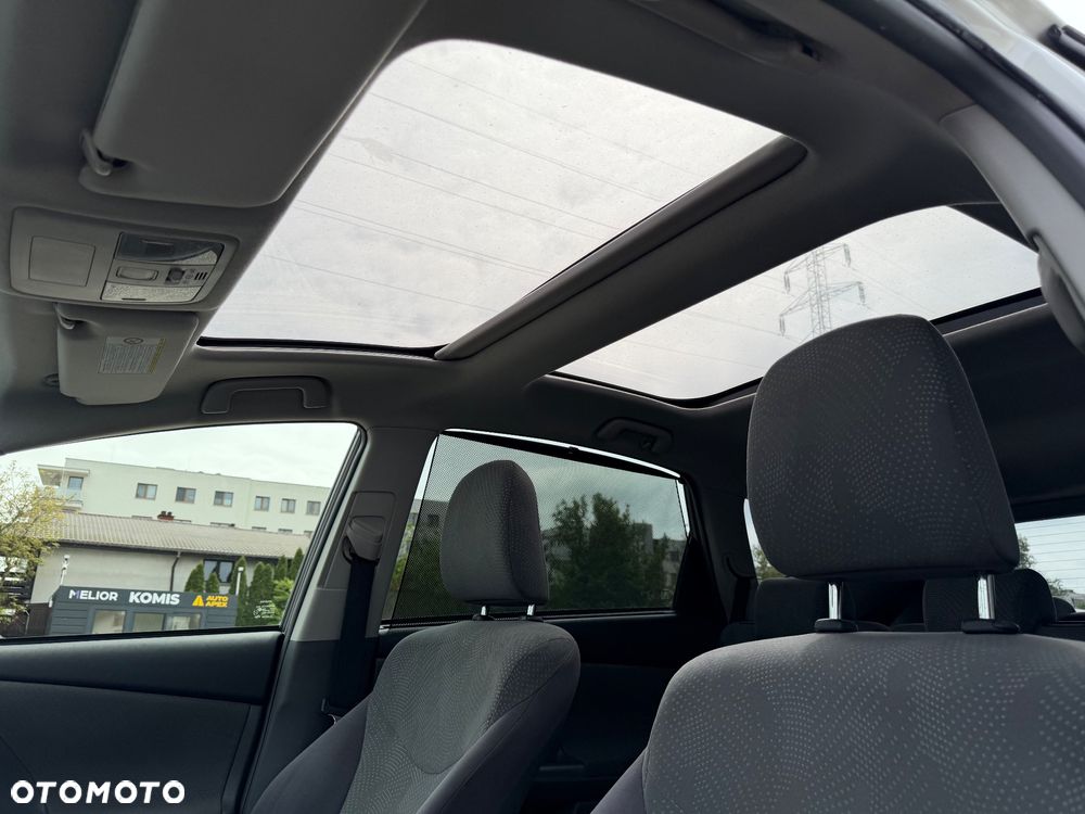 Toyota Prius+ (Hybrid) Comfort - 22