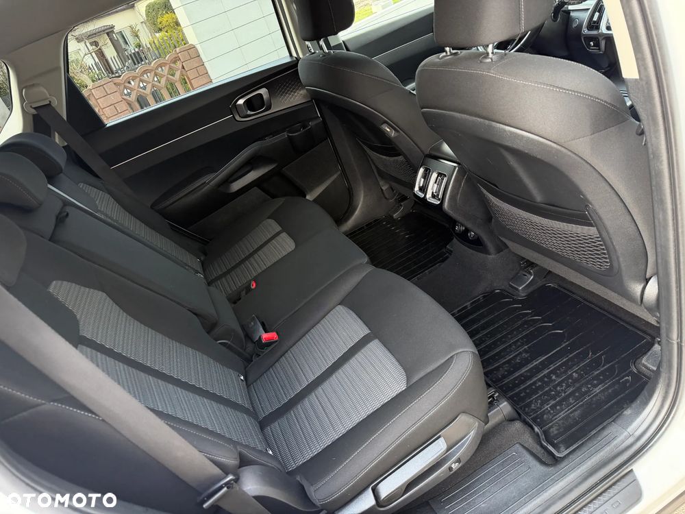 Kia Sorento 1.6 T-GDI HEV L 4WD 7os - 32