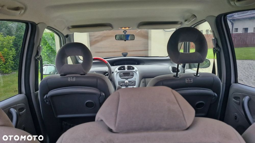 Citroën Xsara Picasso - 10