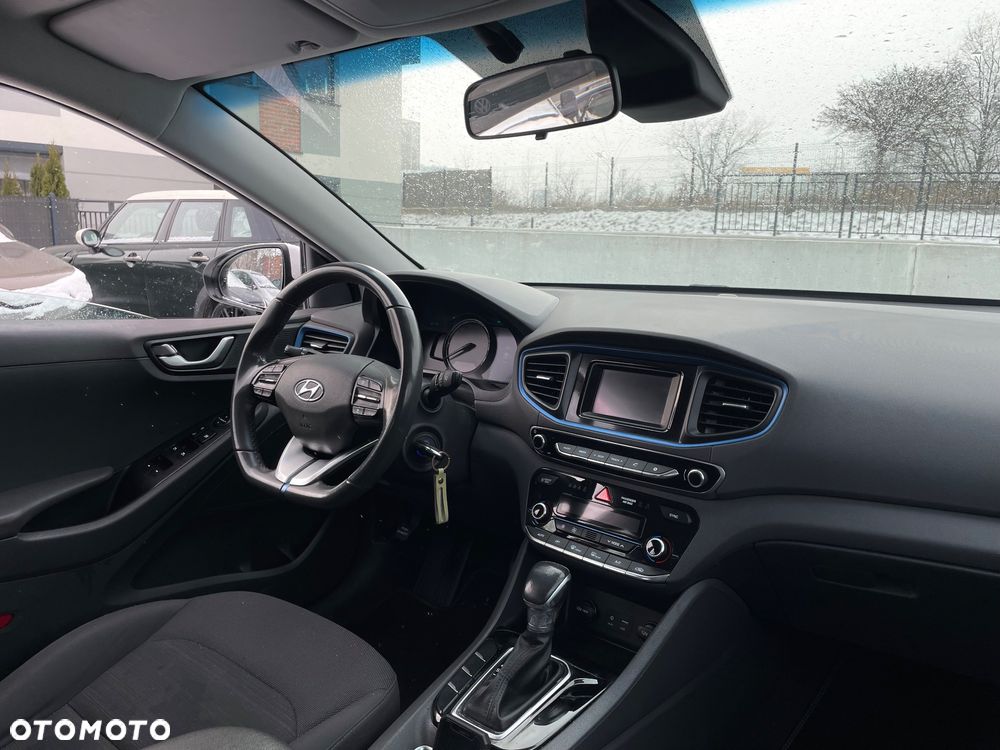 Hyundai IONIQ 1.6 GDI Style - 8