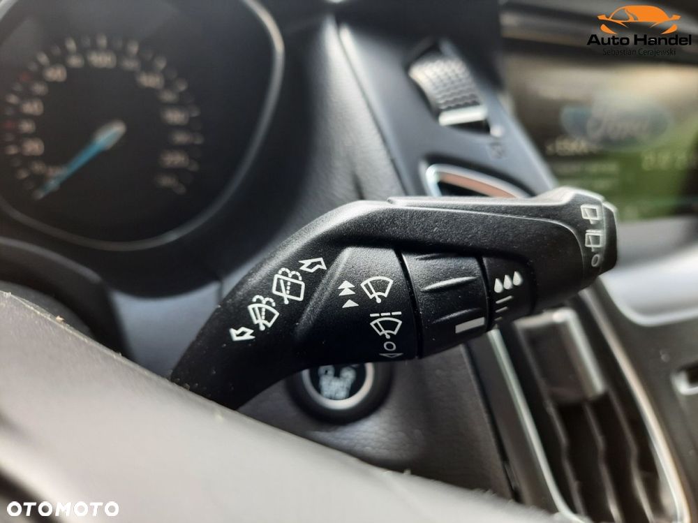 Ford Focus 1.5 EcoBoost STart-Stopp-System TITANIUM - 17
