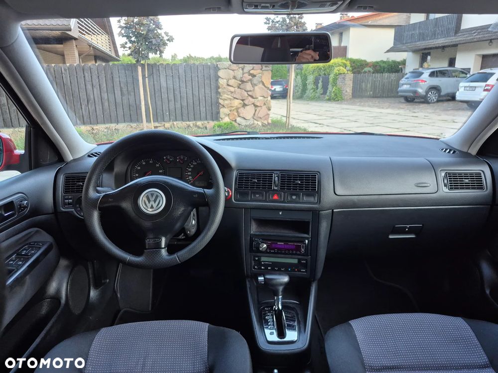 Volkswagen Golf - 20