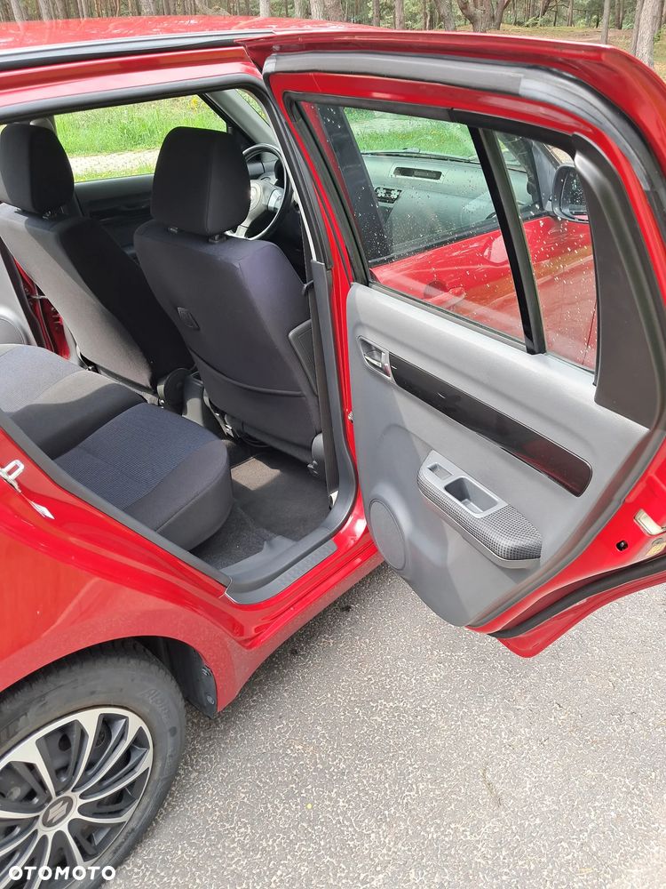 Suzuki Swift 1.3 Club - 6