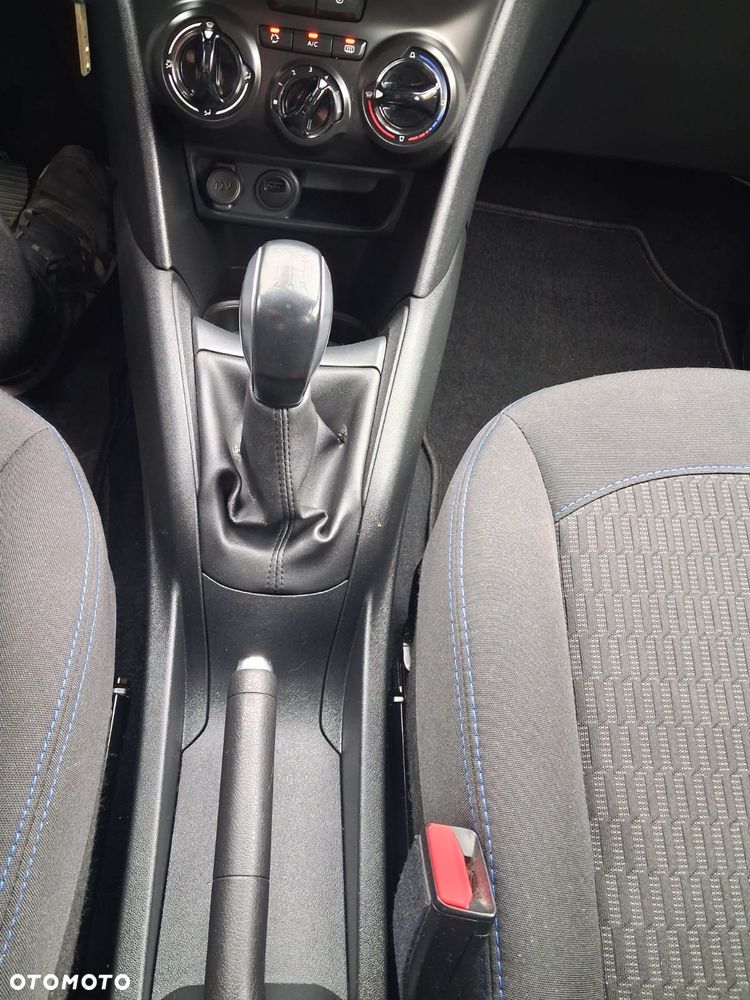 Peugeot 208 PureTech 82 Start & Stop Allure - 22