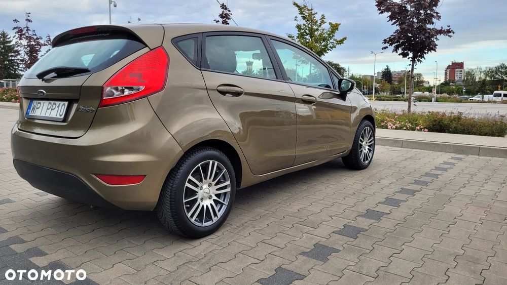 Ford Fiesta - 17