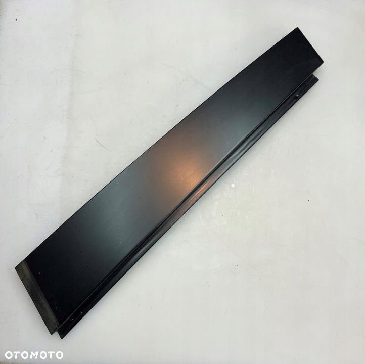 NAKŁADKA SŁUPKA PRAWY TYŁ VW GOLF V 5D 1K6839902 - 1