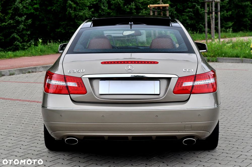 Mercedes-Benz Klasa E 350 CGI BlueEFFICIENCY 7G-TRONIC Avantgarde - 15