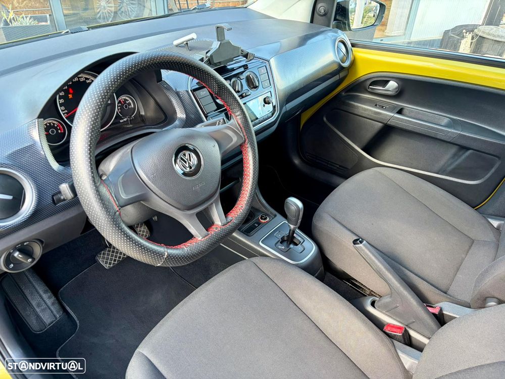 VW Up! 1.0 BMT Move Auto - 6