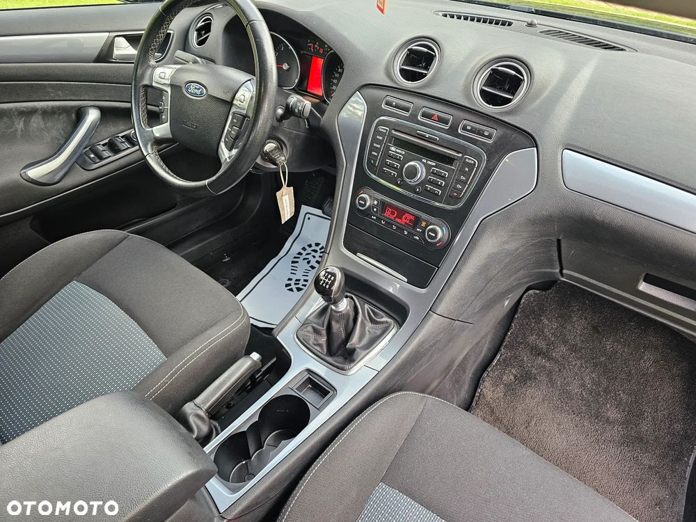 Ford Mondeo 1.6 T Titanium - 14