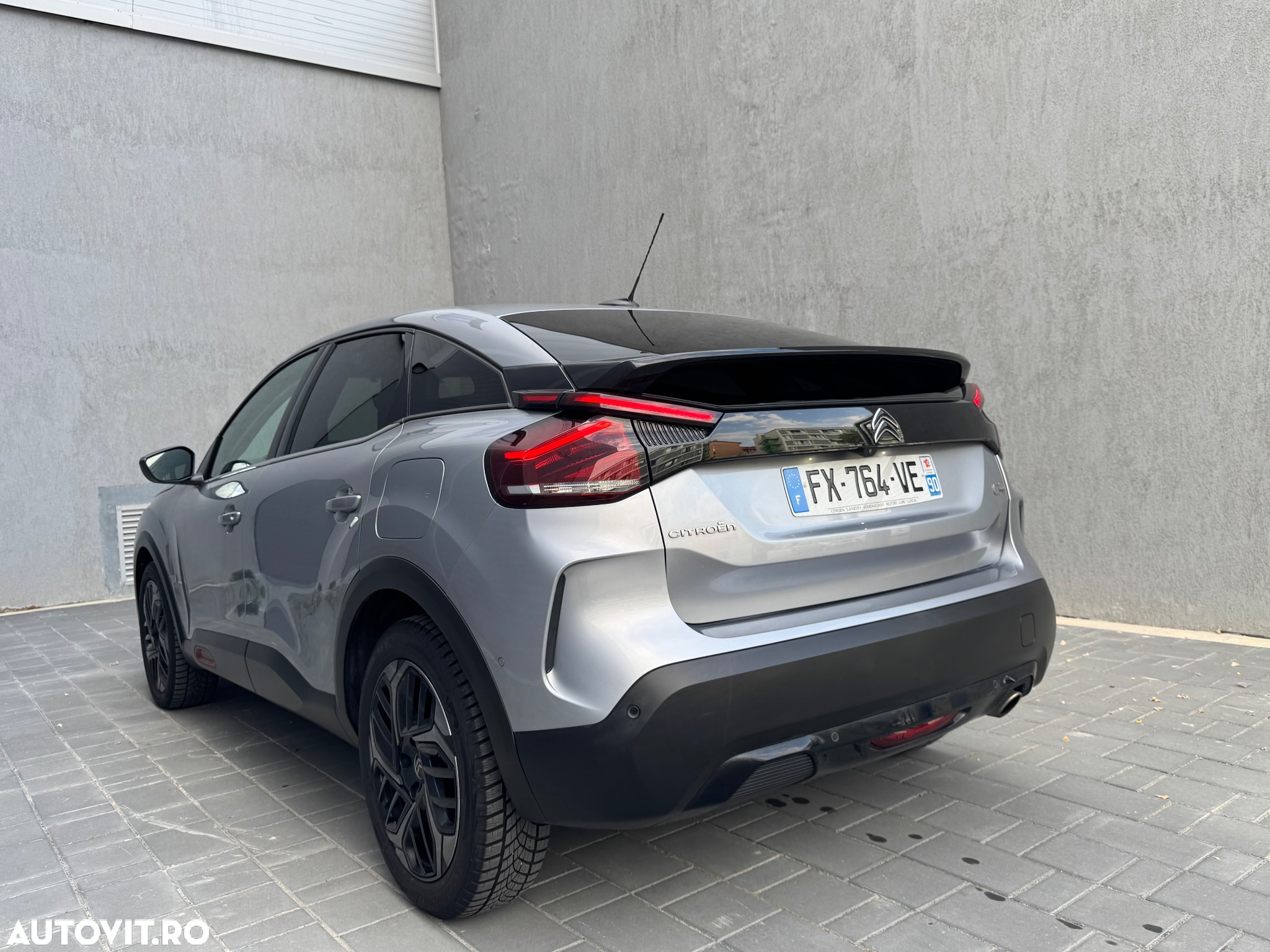 Citroën C4 BlueHDi 130 Stop&Start EAT8 SHINE - 16