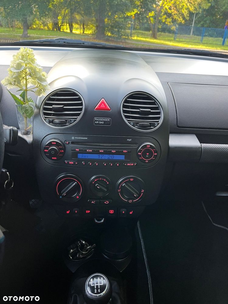 Volkswagen New Beetle 1.4 United - 20