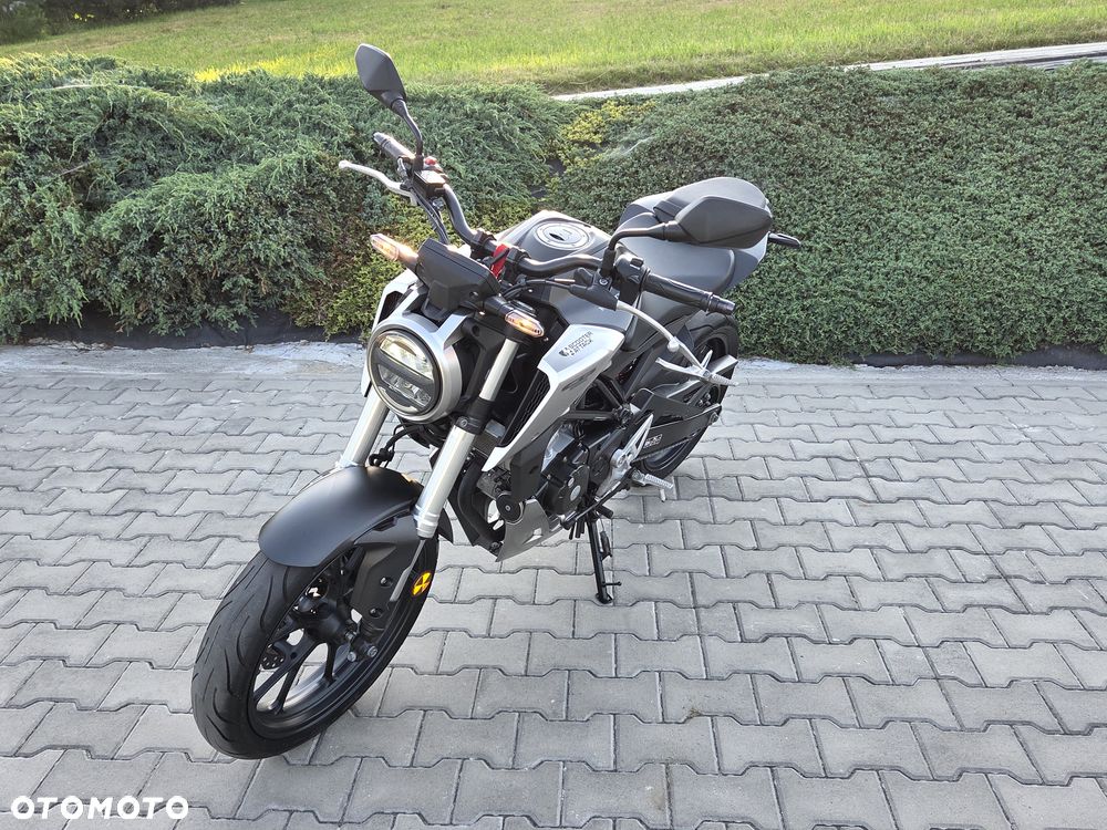 Honda CB - 27