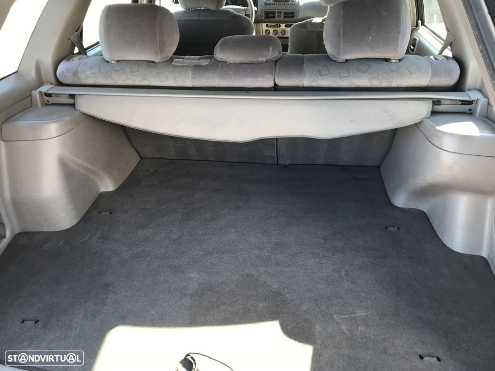 Toyota Corolla SW 1.4 Sol AC - 8