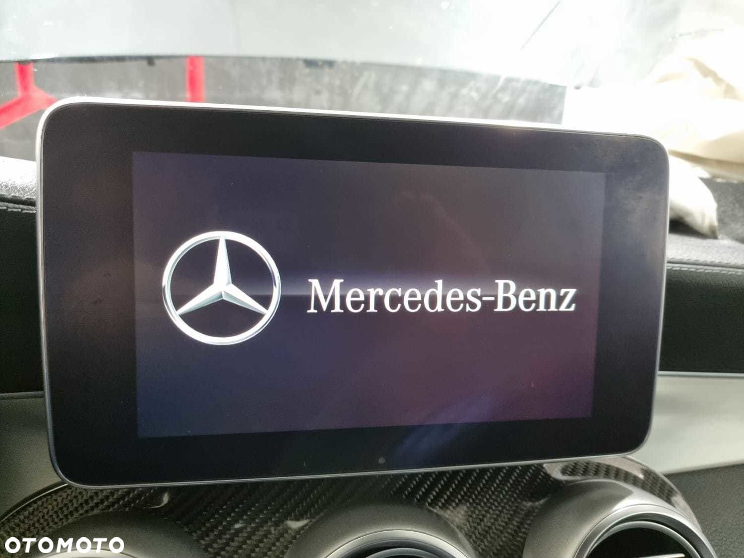 Mercedes-Benz GLC - 22