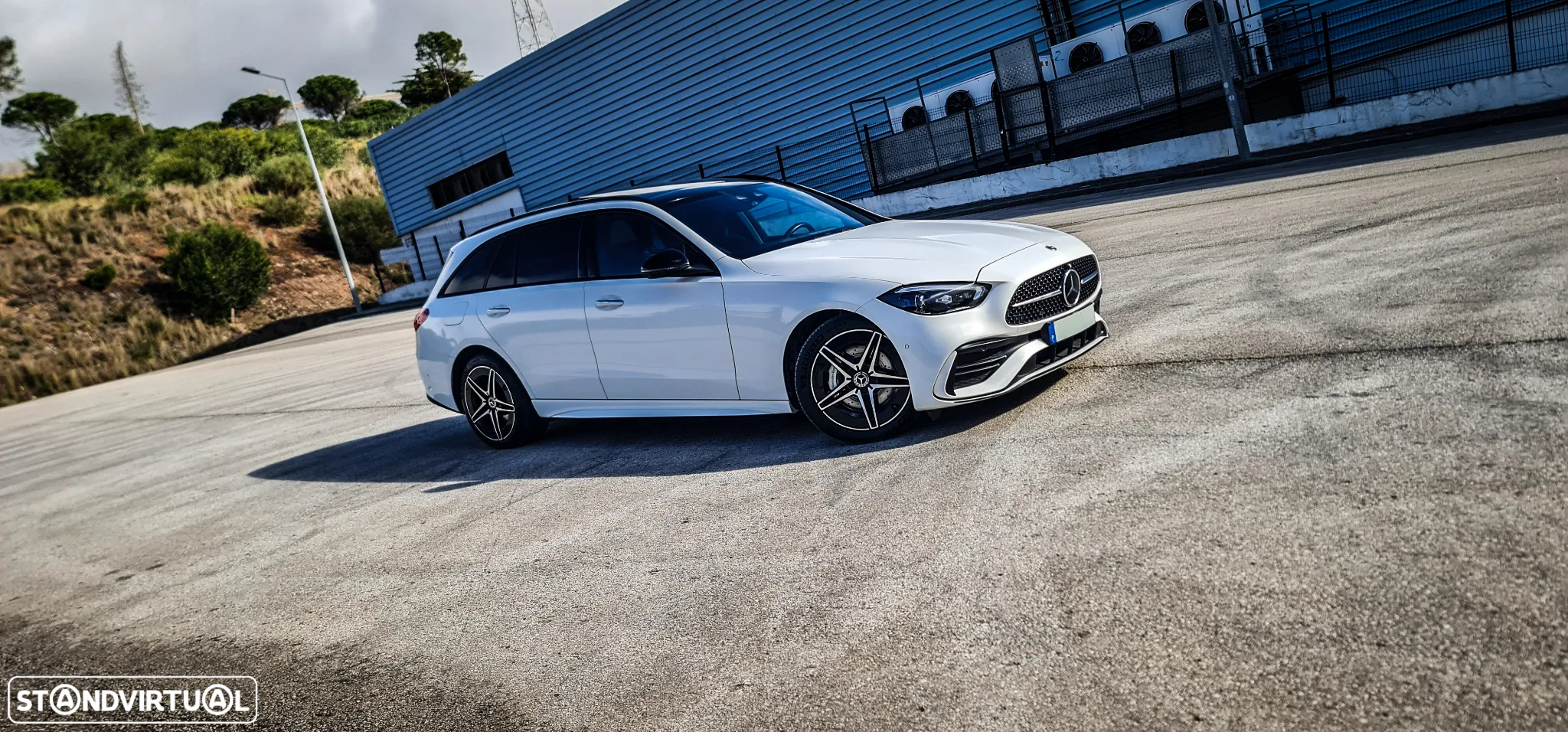 Mercedes-Benz C 300 e AMG Line - 14