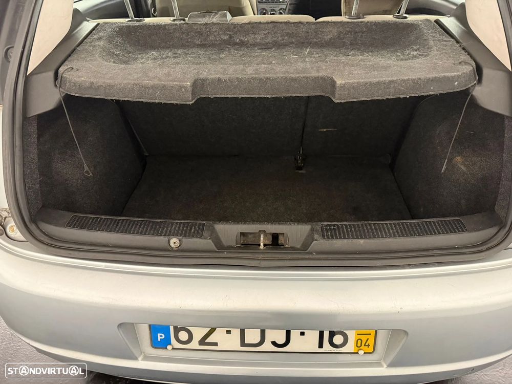 Fiat Grande Punto - 15