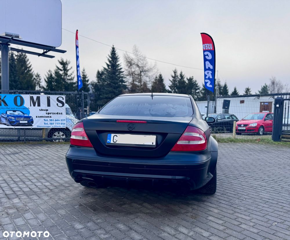 Mercedes-Benz CLK - 8