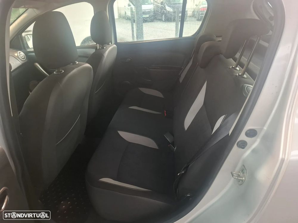 Dacia Sandero 1.5 dCi SL Stepway of Life - 7