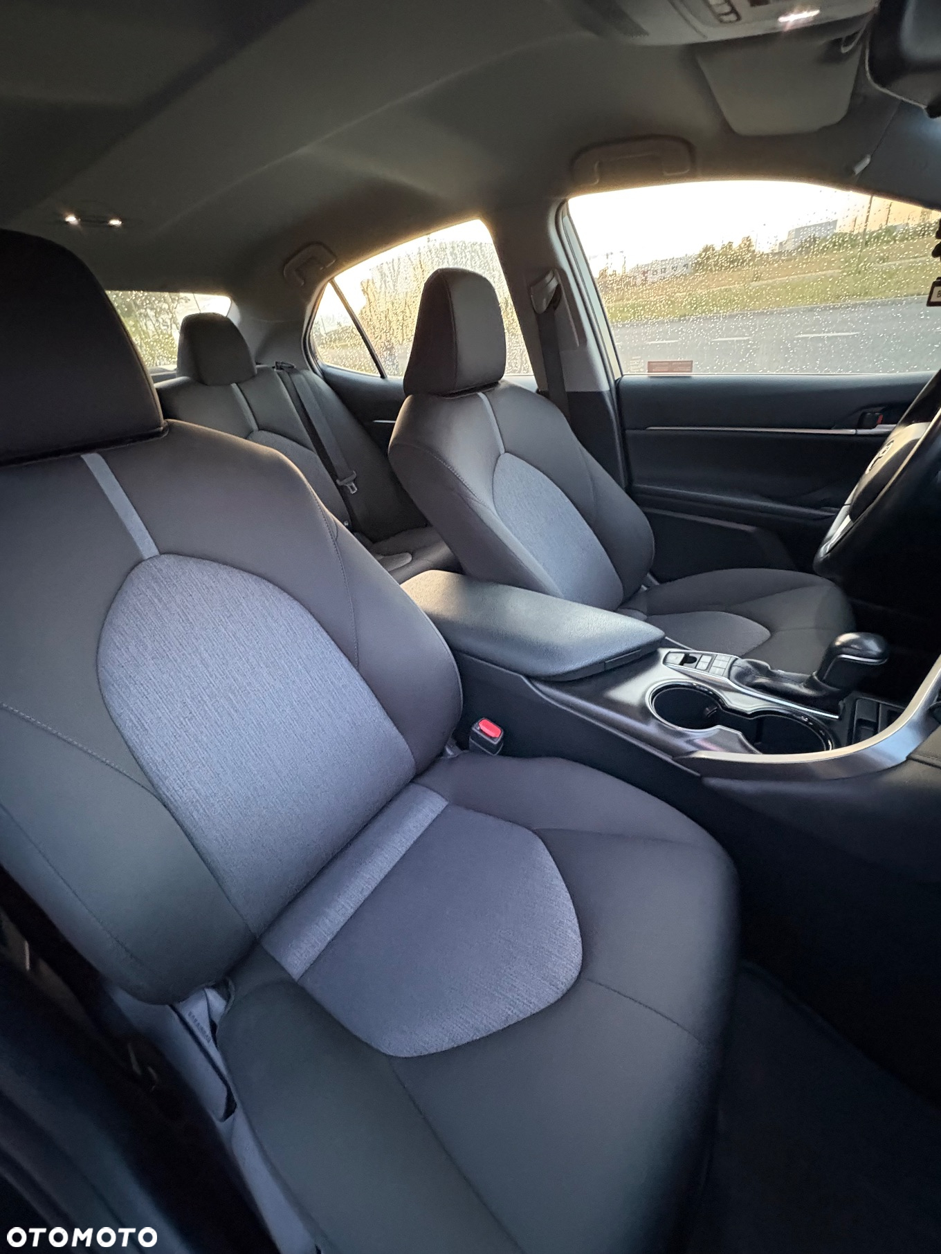 Toyota Camry 2.5 Hybrid Comfort CVT - 9
