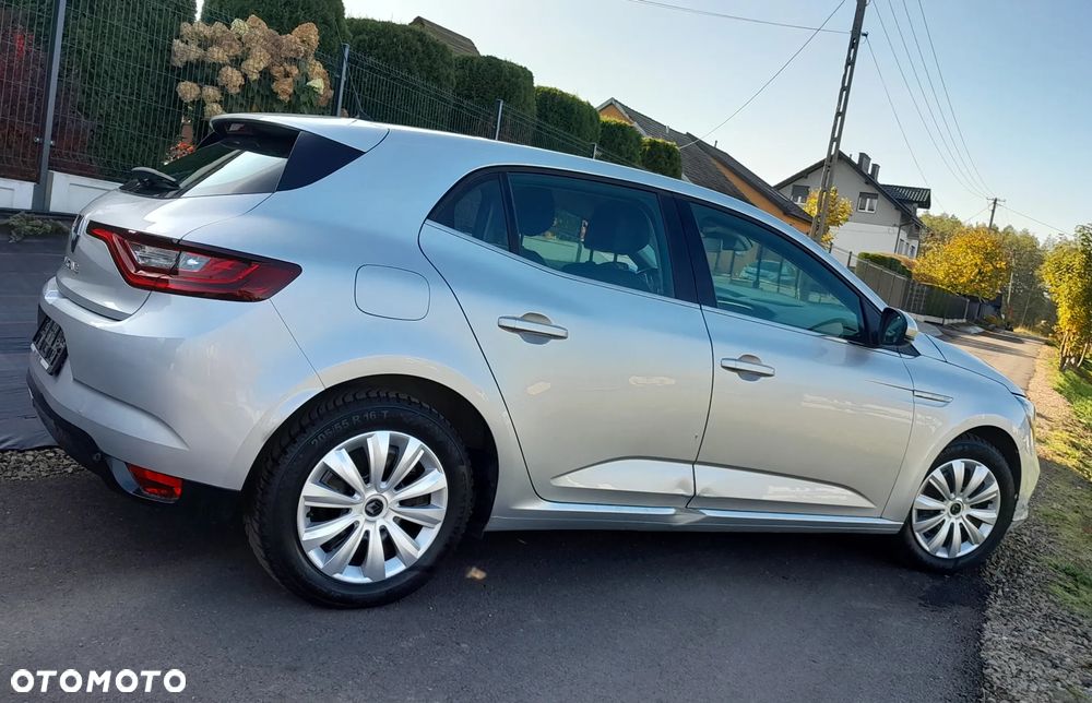 Renault Megane - 11