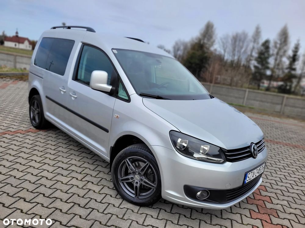 Volkswagen Caddy Highline DSG - 4
