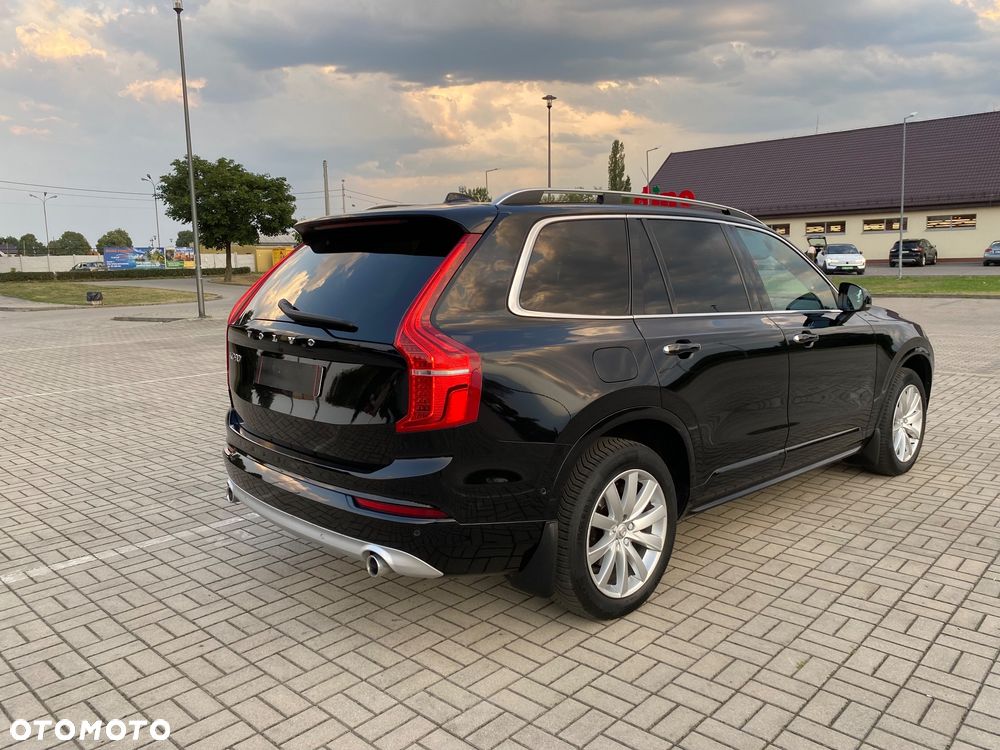 Volvo XC 90 - 3
