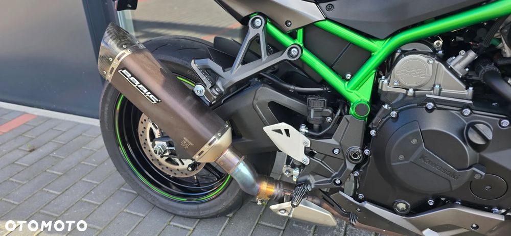 Kawasaki Z - 12