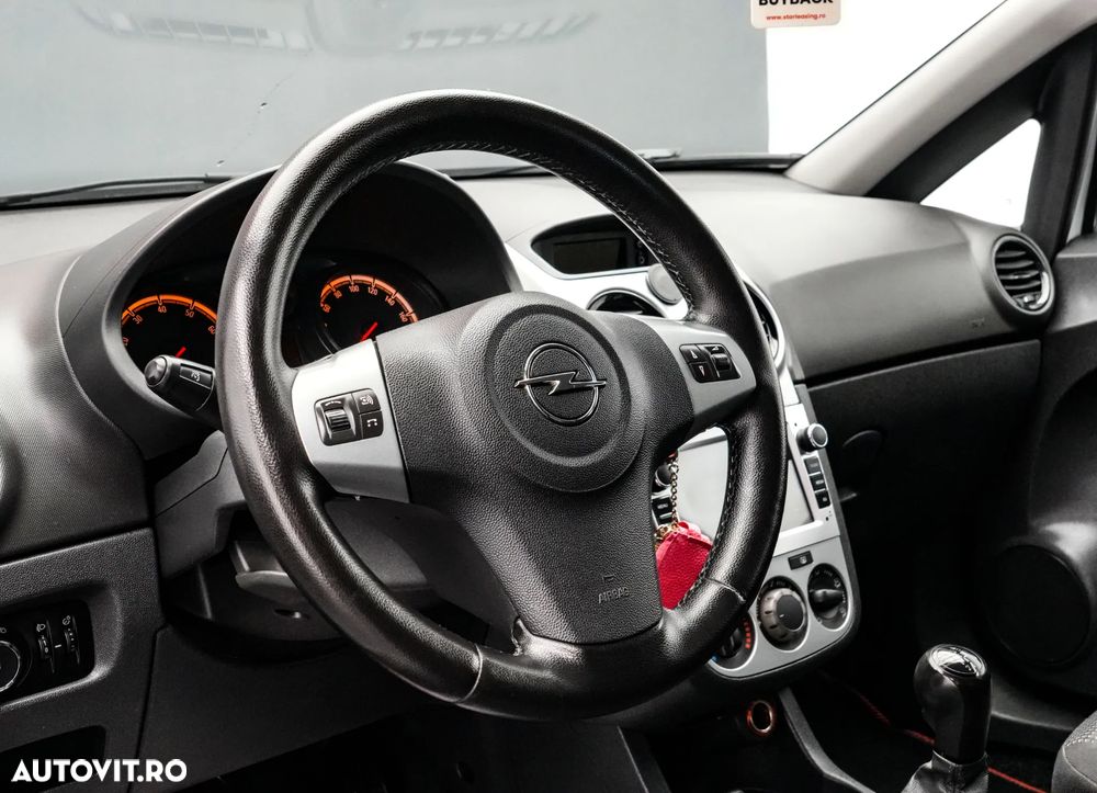 Opel Corsa 1.2 Essentia - 17