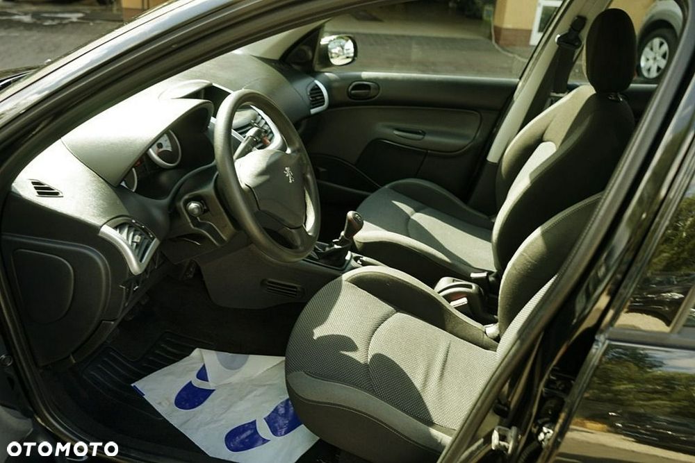 Peugeot 206 plus - 16