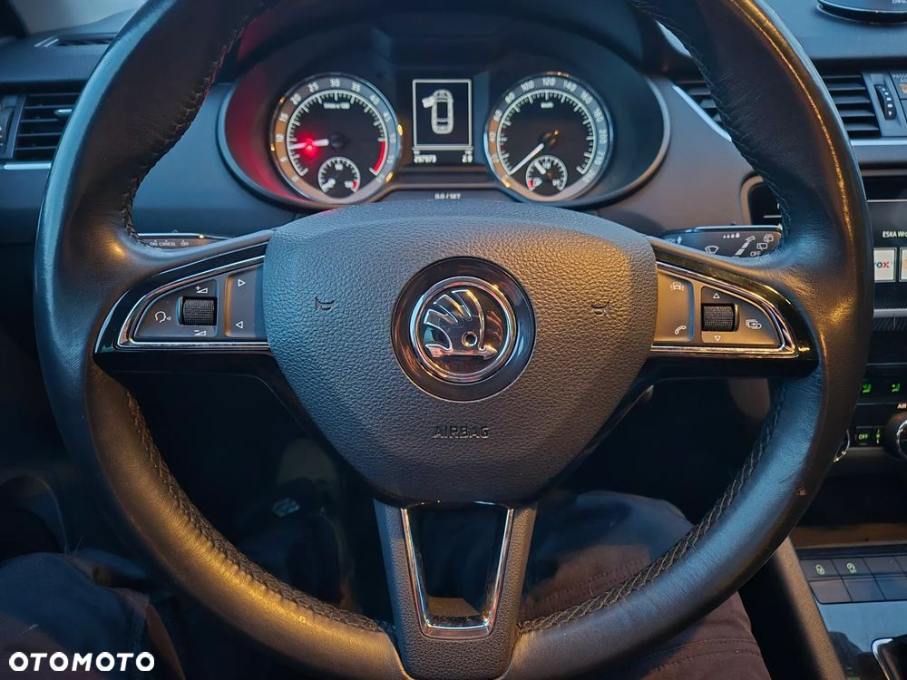 Skoda Octavia 2.0 TDI Style DSG - 14