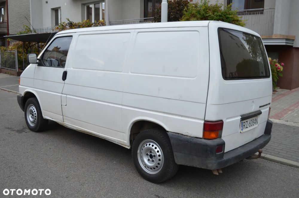Volkswagen Transporter - 7
