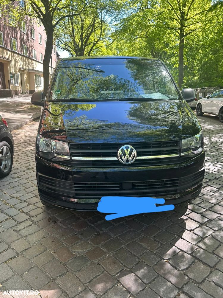 Volkswagen Multivan - 1