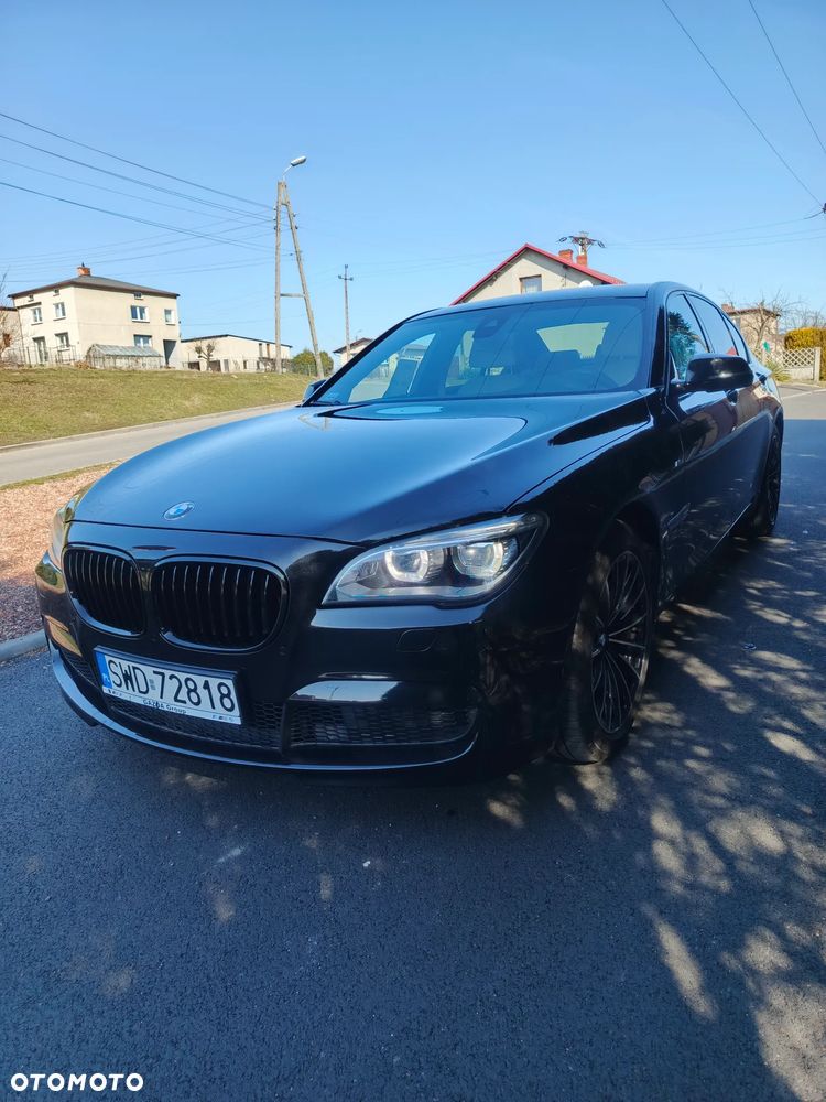 BMW Seria 7 740d xDrive - 4