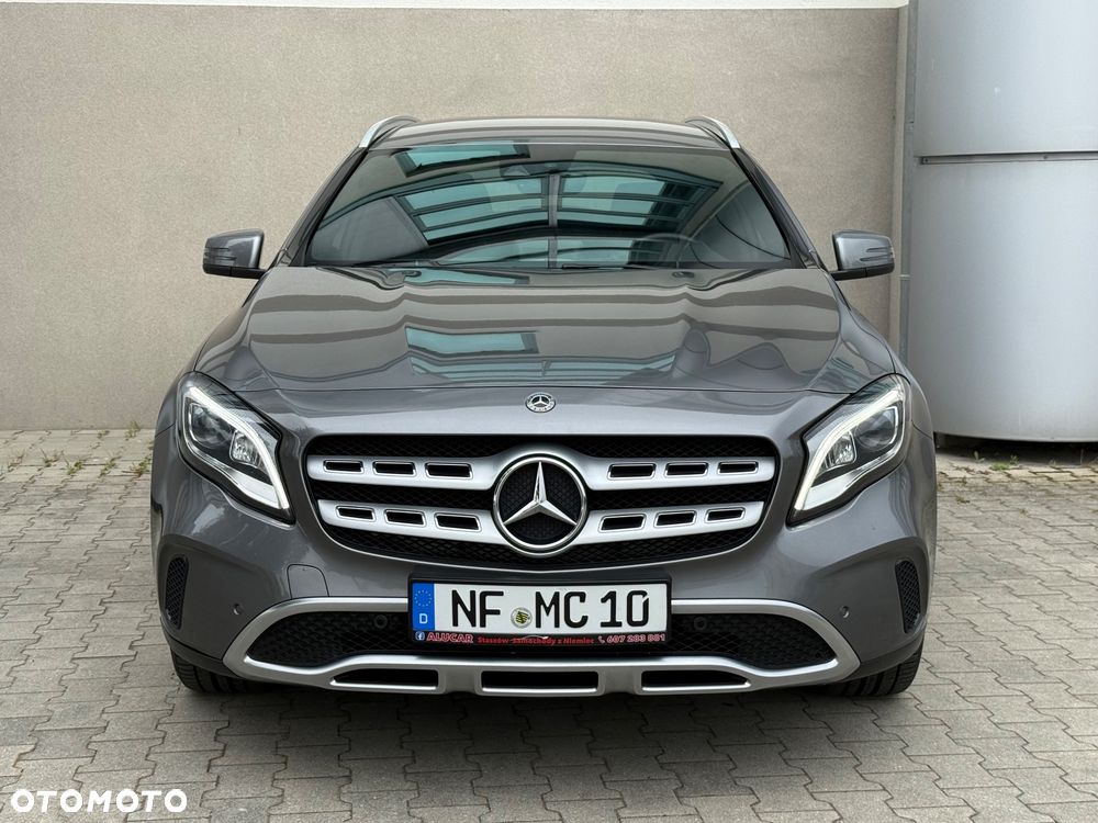 Mercedes-Benz GLA 180 7G-DCT Peak Edition - 7