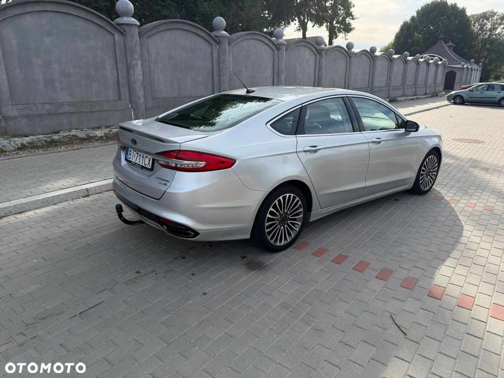 Ford Fusion - 15