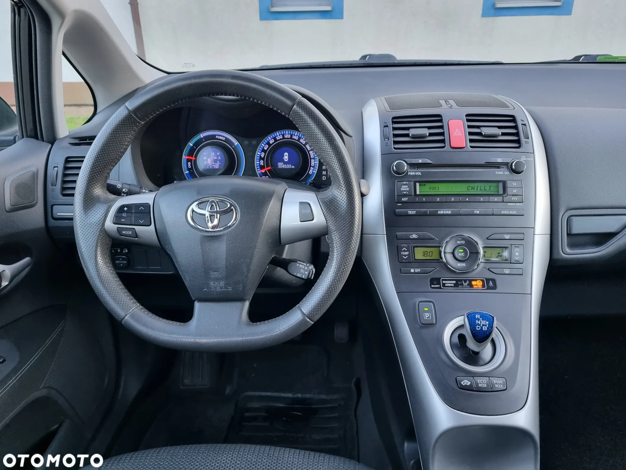 Toyota Auris 1.8 HSD Luna - 11